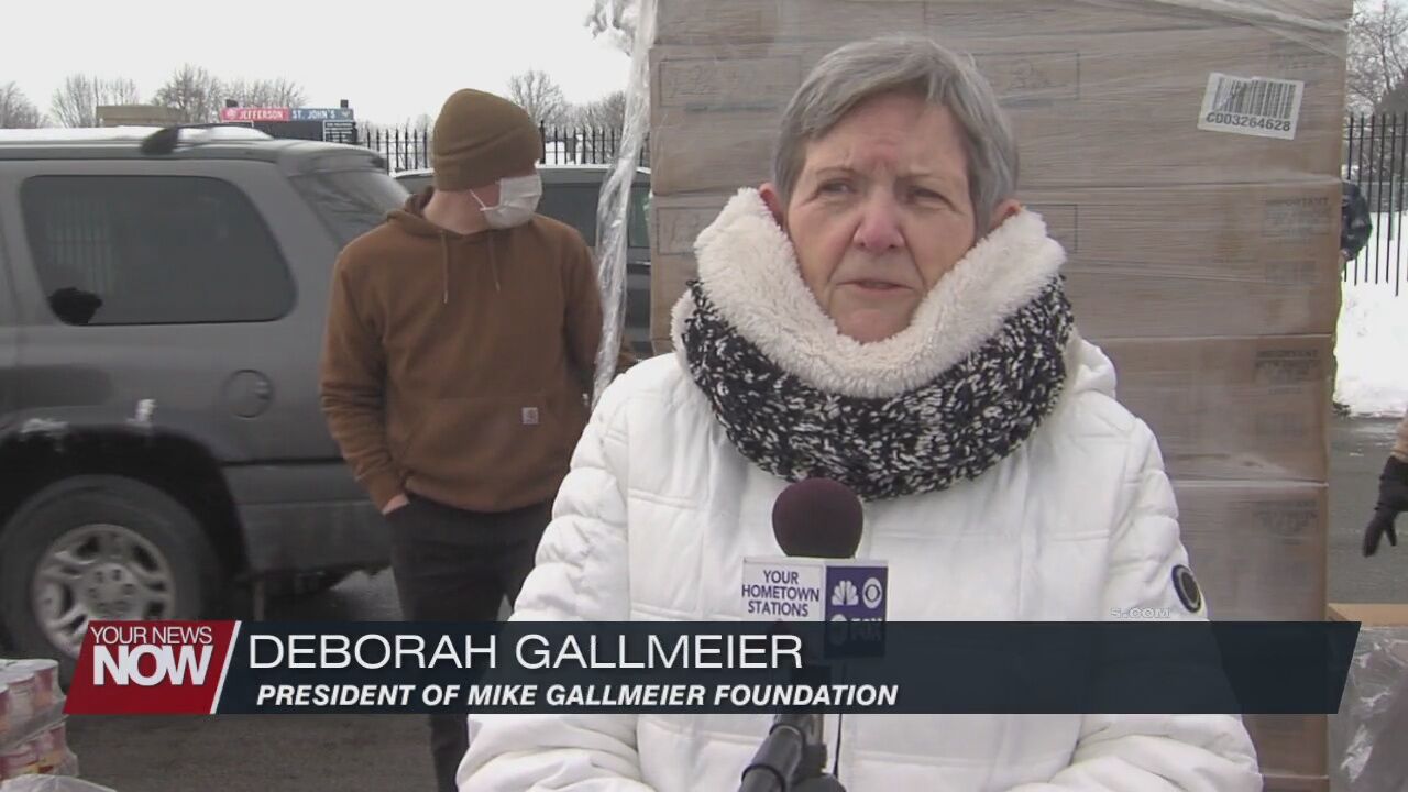 Mike Gallmeier Foundation and WOFB host frigid food distribution